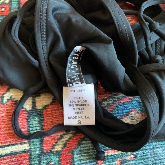 Dipping’ Daisy’s Swimwear Black Lace-Up Back Bikini top sz s - Picture 3 of 8